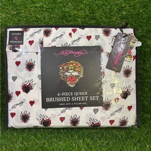 Ed Hardy Queen Brushed Sheet Set - White with Red and Black Design